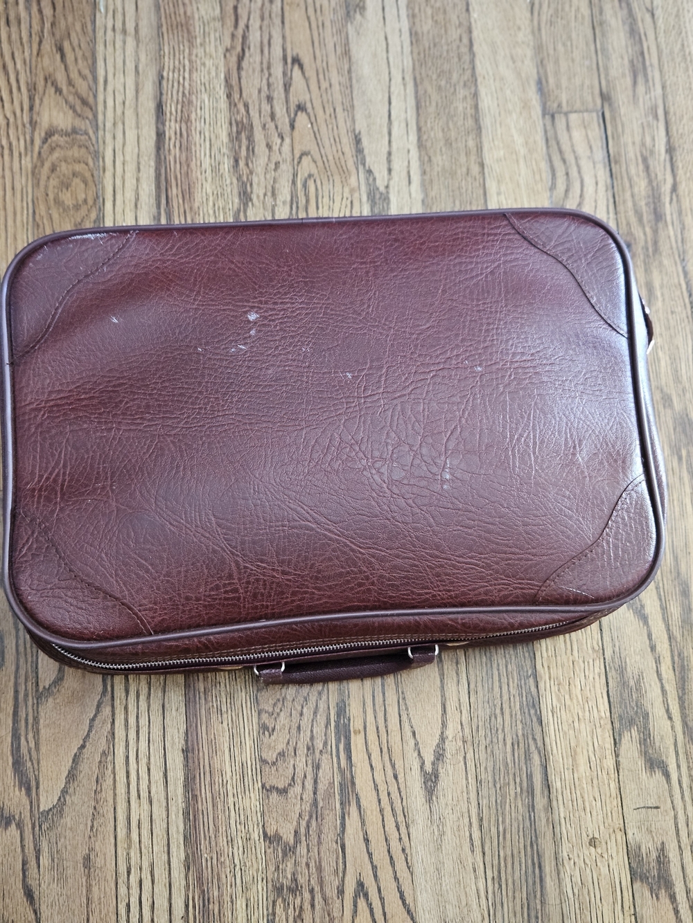 Men's Leather Travel Dopp Kit - Burgundy